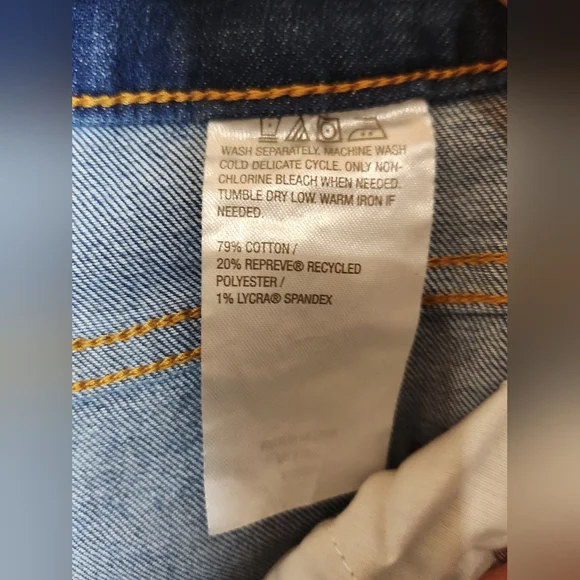 LOGO by Lori Goldstein Dark Blue Boyfriend Jeans. Size 10. NWT - Picture 6 of 9